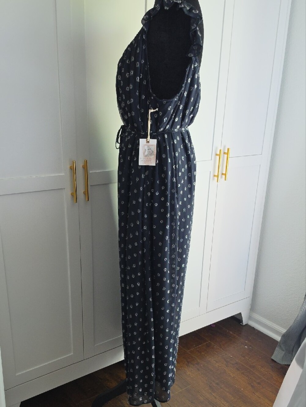 NWT Jessica Simpson Maternity Metallic Clip-Dot Flutter Maxi Dress - Picture 7 of 13